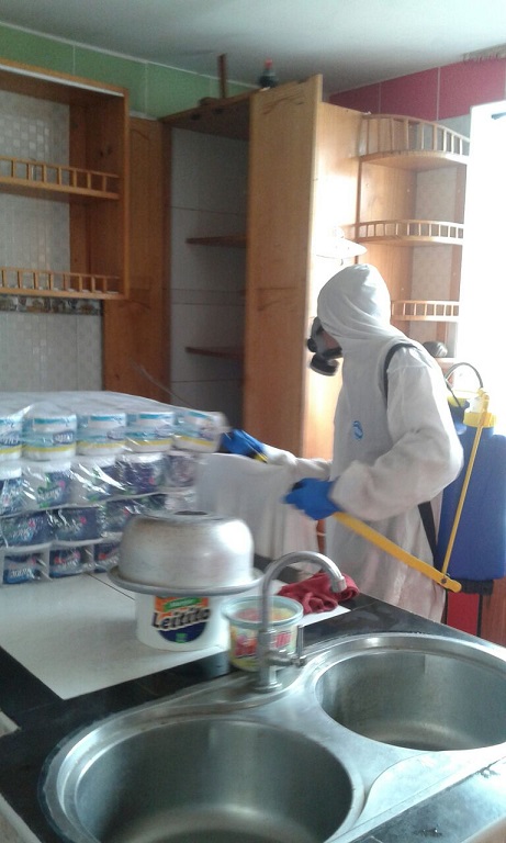 campaña de fumigación en la casa de reposo 3