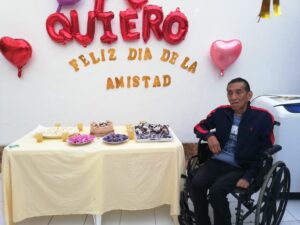 celebremos el día de la amistad en la casa de reposo
