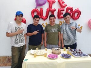 Un gran homenaje al día de la amistad con los chicos de la casa