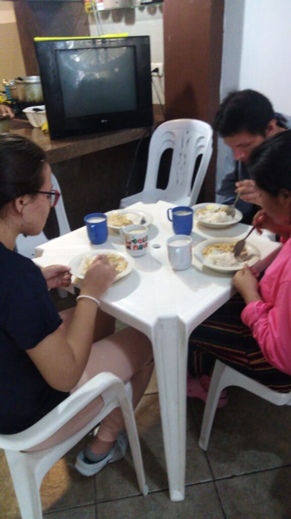 Celebración de nuestro primer cumpleaños del 2021 en la Casa de Reposo
