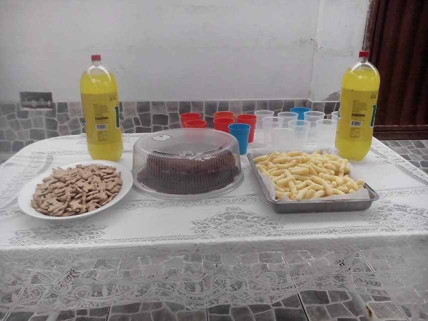 un compartir para celebrar los cumpleaños